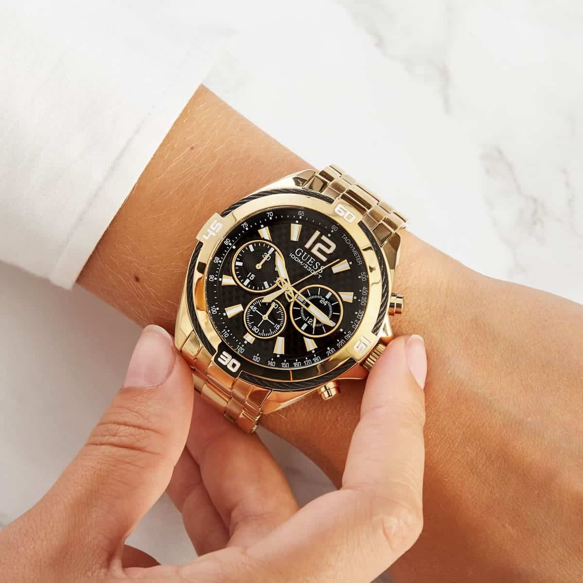 Часовници Guess W1258G2 от Chasio.bg