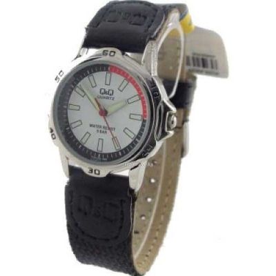 Детски часовник Q&Q - VU26J002Y