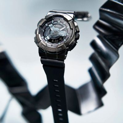 Дамски часовник Casio G-Shock - GM-S110B-8AER