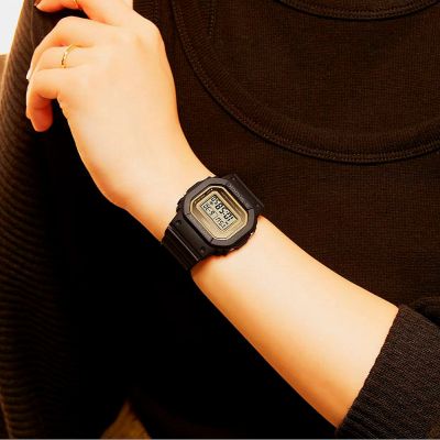 Дамски часовник Casio G-Shock - GMD-S5600-1ER
