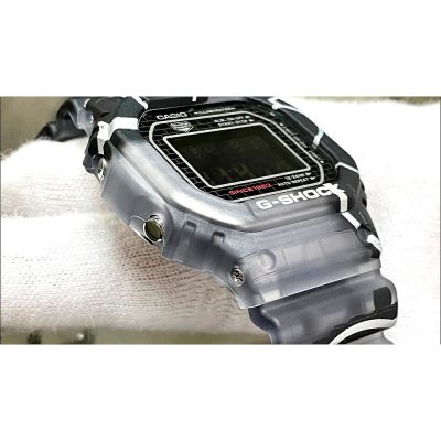 Мъжки часовник Casio G-Shock Street Spirit Graffiti - DW-5000SS-1ER